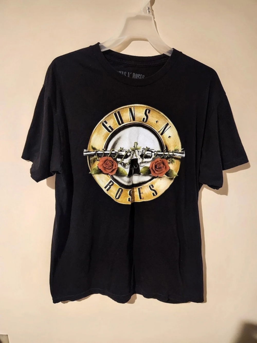 Guns-N-Roses Men's Black Short Sleeve T-Shirt-Size Large